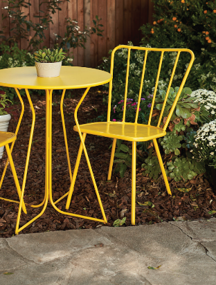 Rust-Oleum Stops Rust Custom Spray 5-in-1 Spray Painted Table and Chairs in Sunburst Yellow